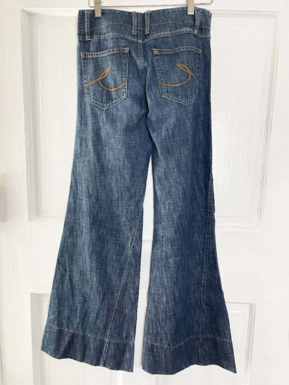 Vintage Cache Denim Jeans w/dramatic flare wide legs | Size 0 - Picture 4 of 6